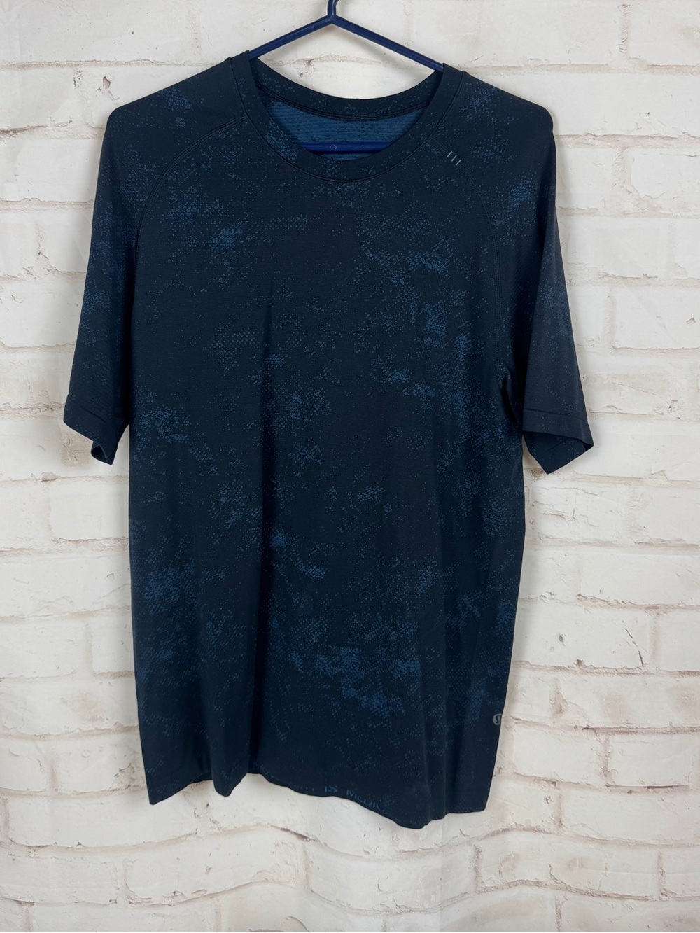 Lululemon Metal Vent Tech Shirt Size Medium